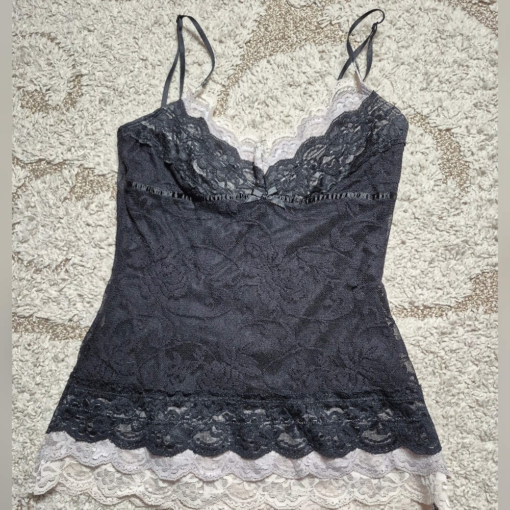 Vol1 MEDIUM Y2K Stretch Lacey Cami